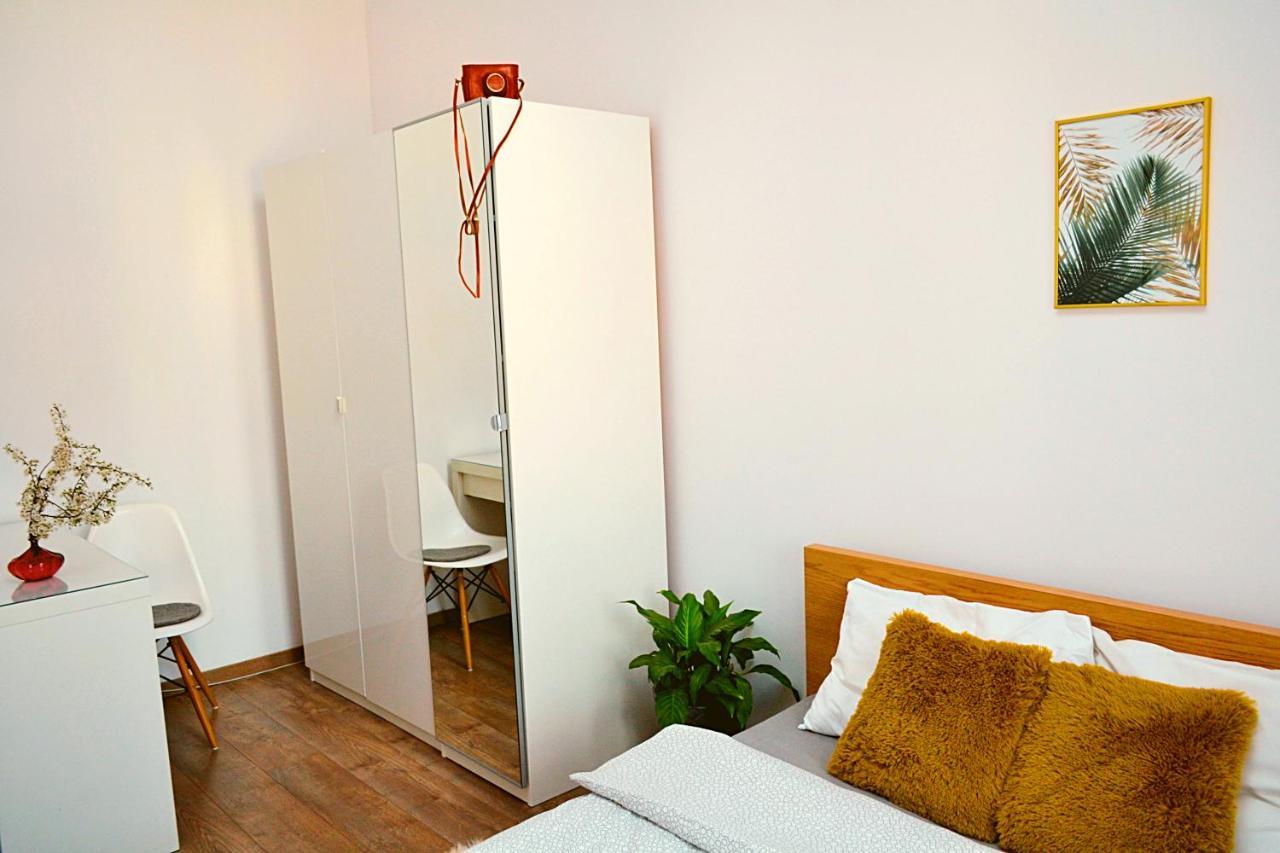 Apartament Poznan Extra Zone Exteriör bild